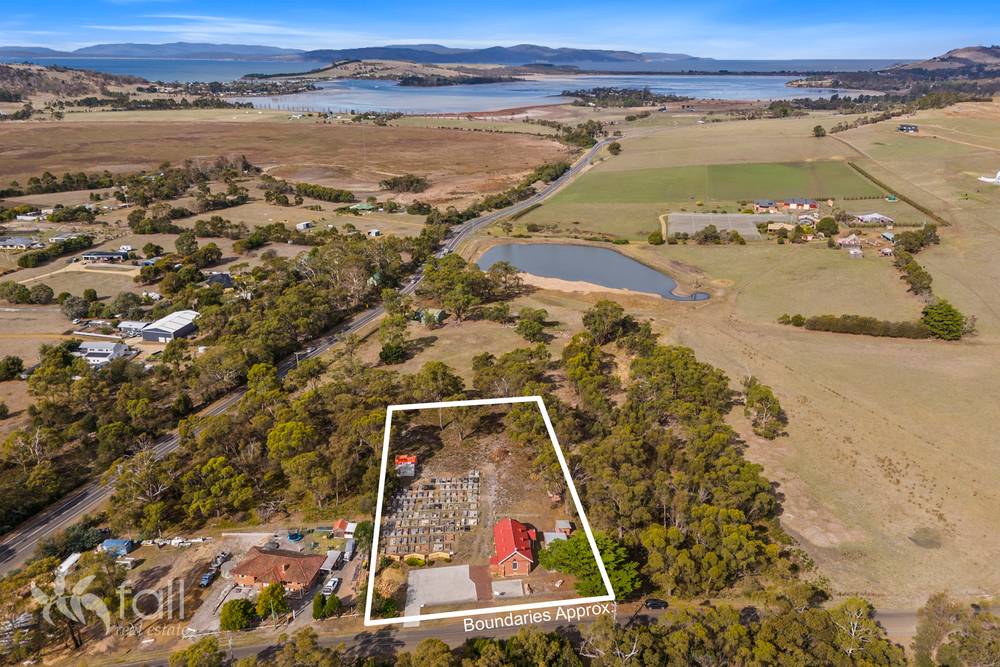 18 School Road, SANDFORD, TAS 7020