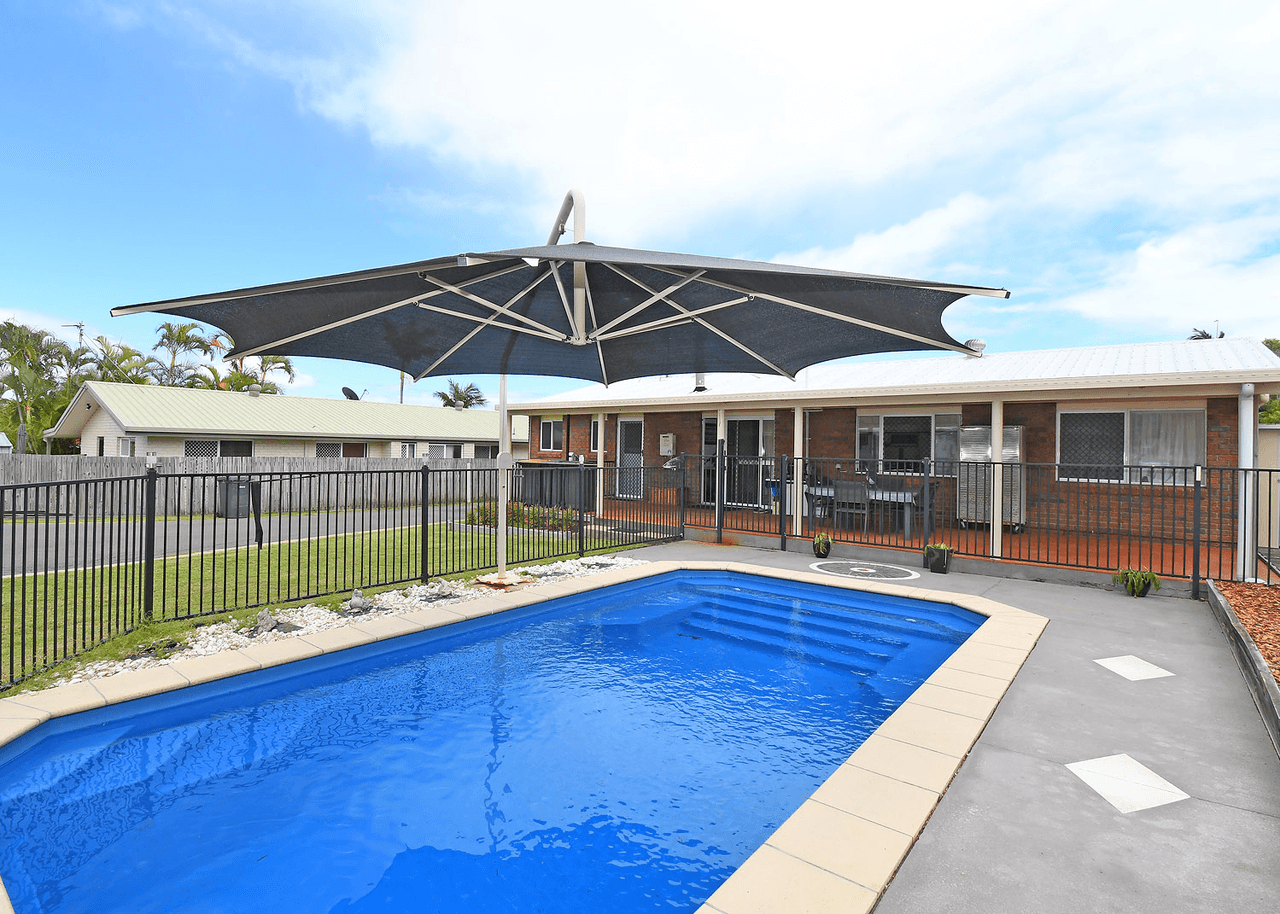 11 Debra Court, URANGAN, QLD 4655