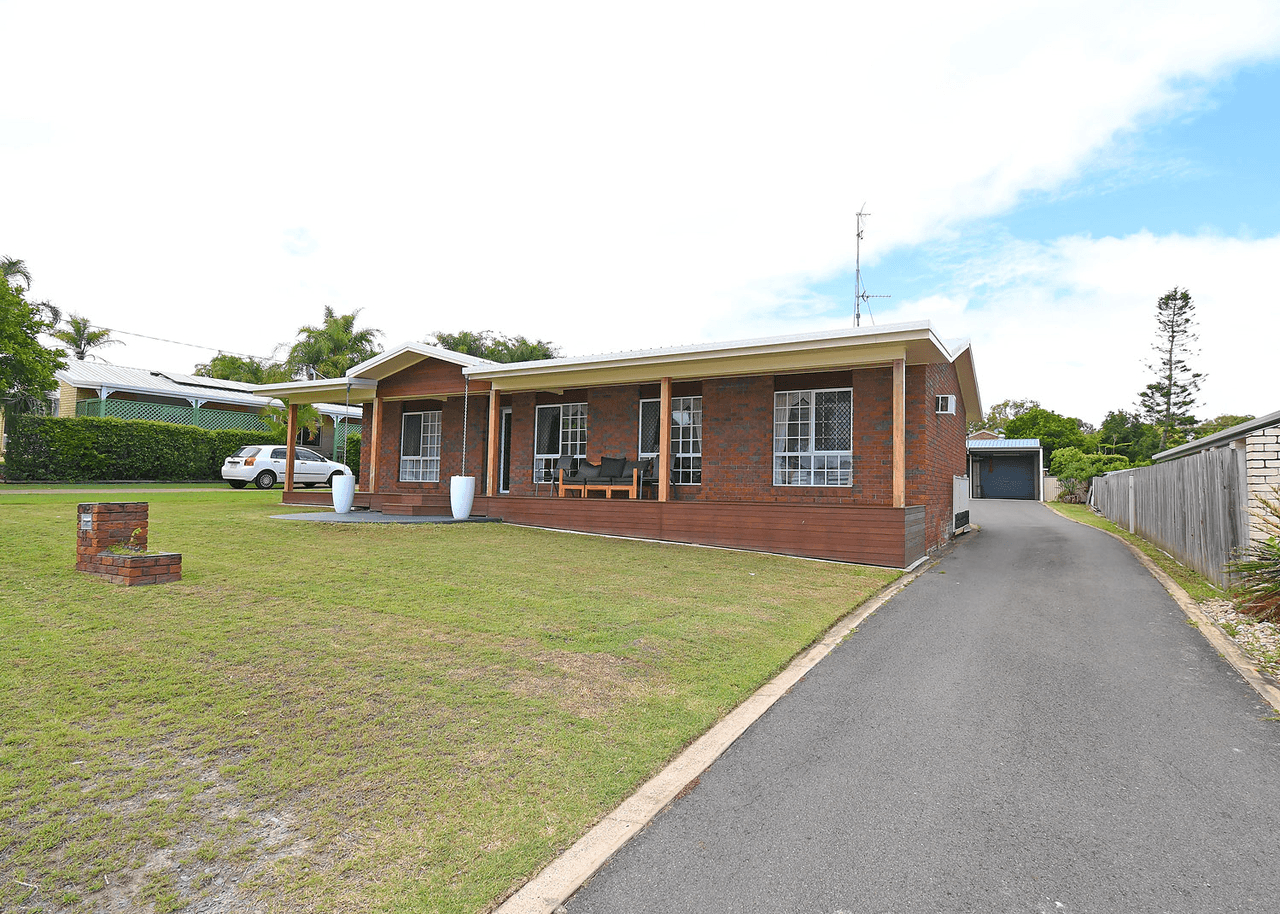 11 Debra Court, URANGAN, QLD 4655