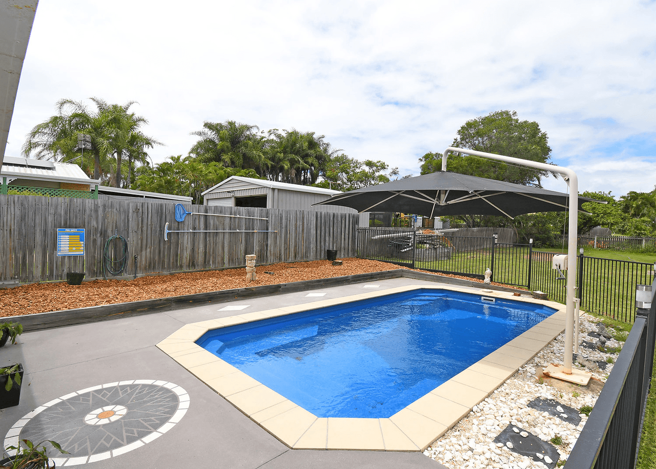 11 Debra Court, URANGAN, QLD 4655