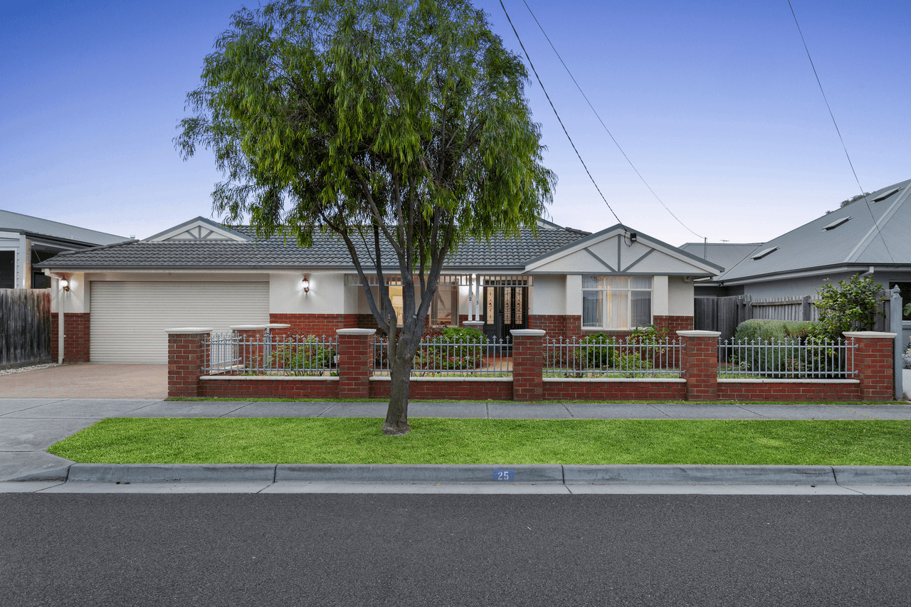 25 Ilma Grove, BONBEACH, VIC 3196