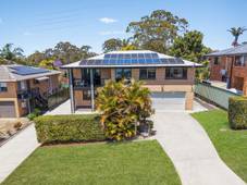13 Phillip Street, Redland Bay, QLD 4165