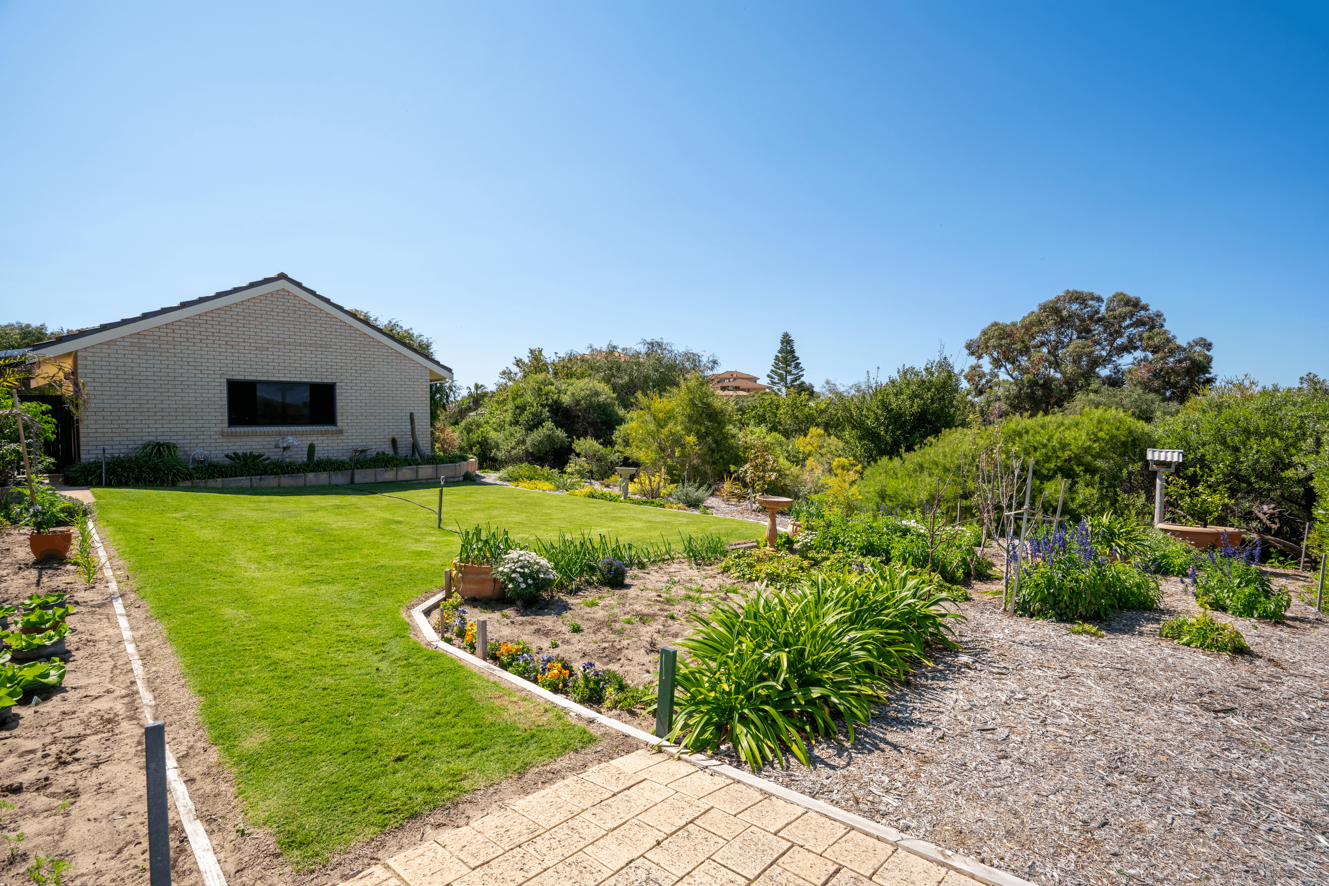 1 Muros Close, WARNBRO, WA 6169