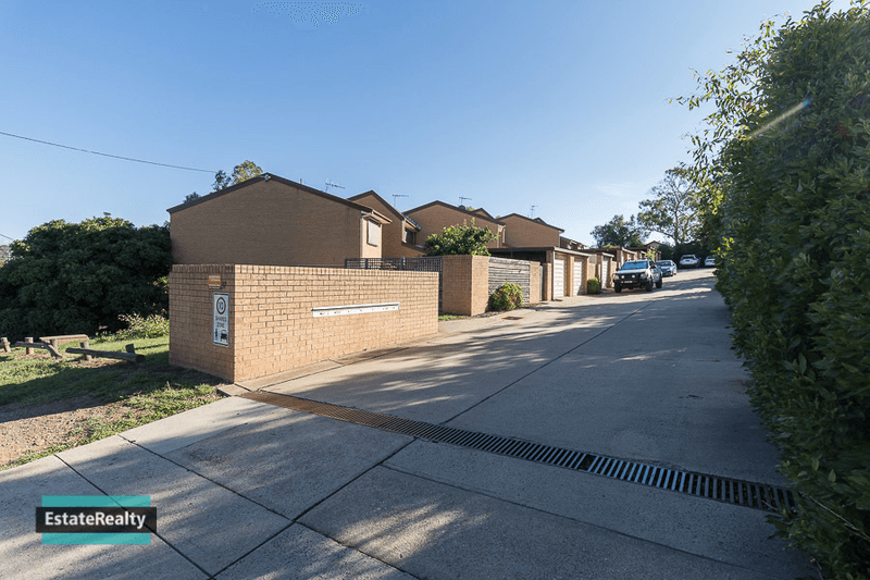 2/35 High Street, Queanbeyan East, NSW 2620