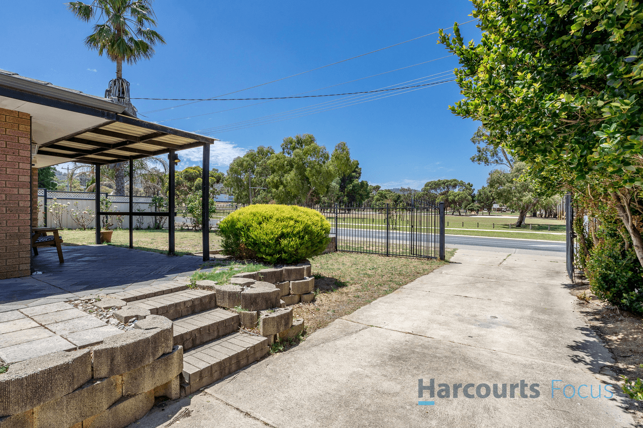 13 Harber Drive, ARMADALE, WA 6112