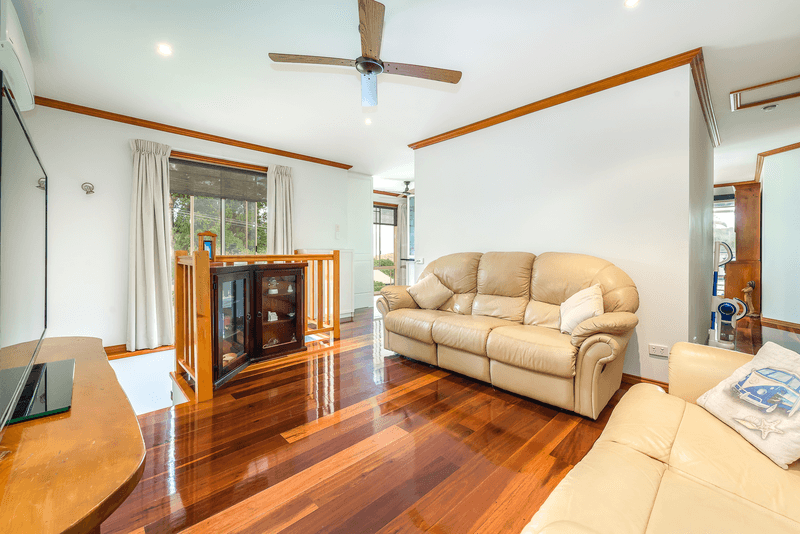 15 FORAKER DRIVE, TAMBORINE MOUNTAIN, QLD 4272