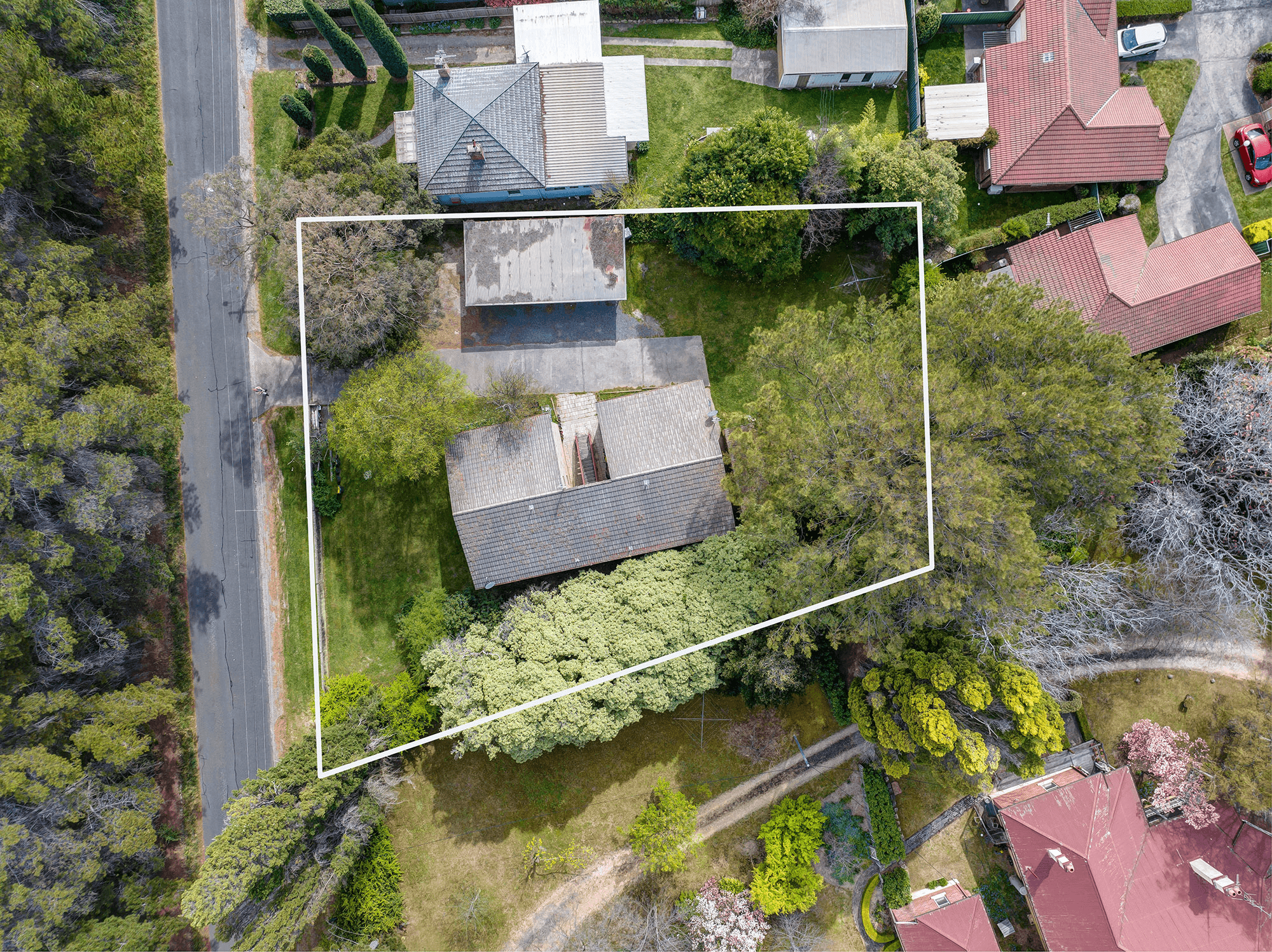 24 Railway Parade, BOWRAL, NSW 2576