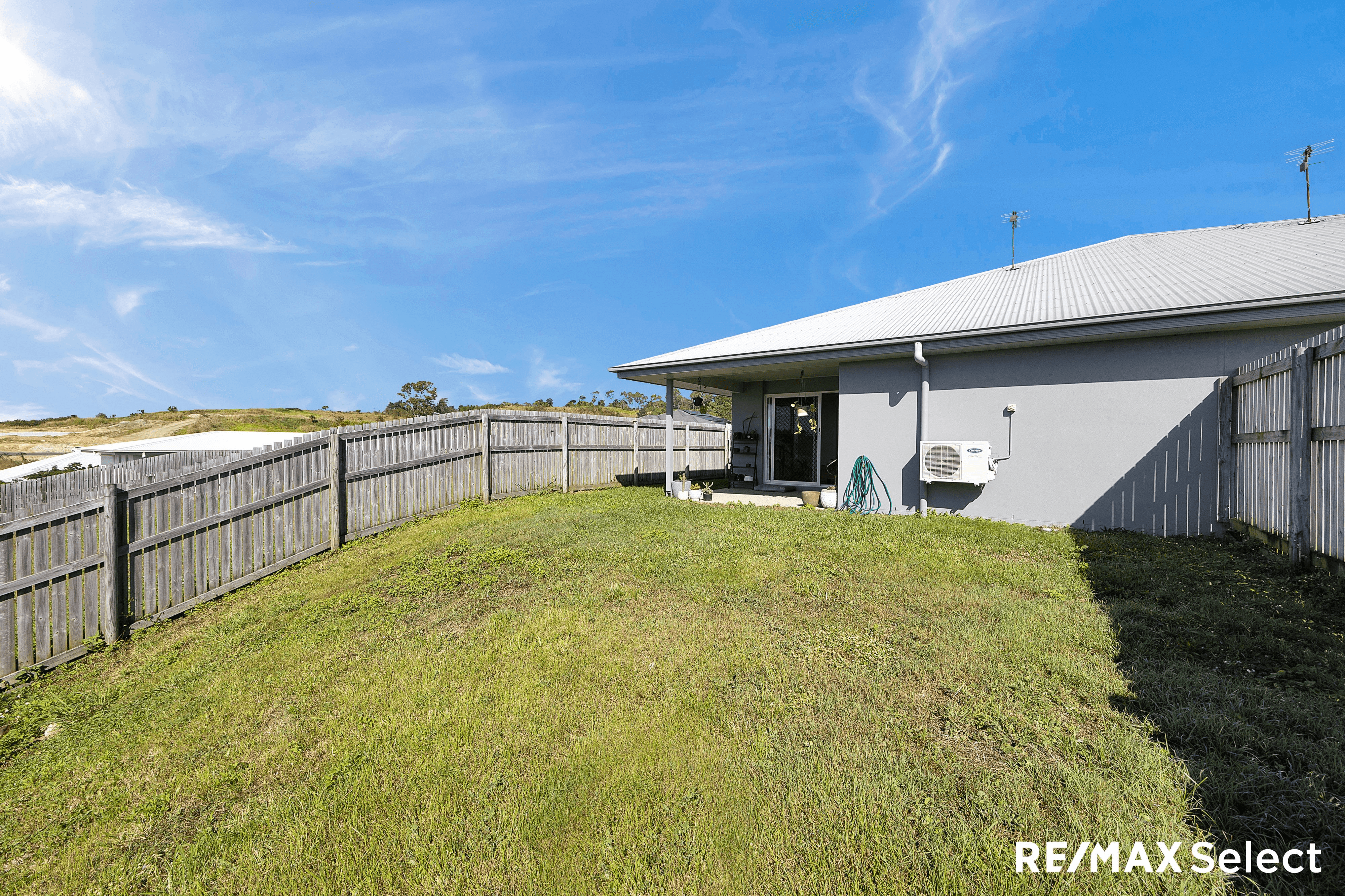 2/23 Eales Road, RURAL VIEW, QLD 4740