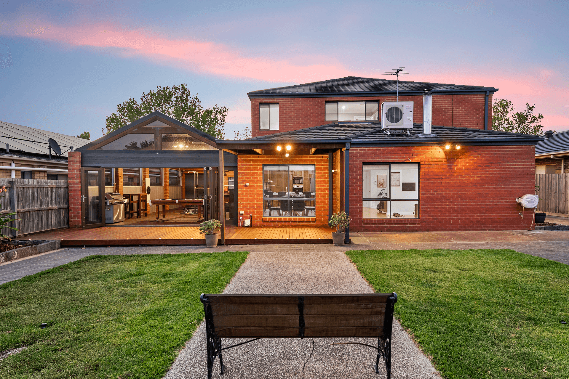 16 Glenview Court, Hillside, VIC 3037