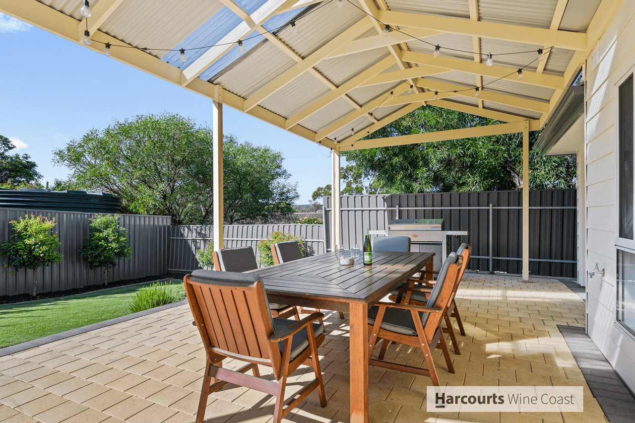 4 Noarlunga Avenue, OLD NOARLUNGA, SA 5168