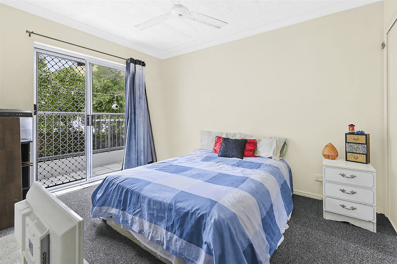 3/132 High Street, Southport, QLD 4215