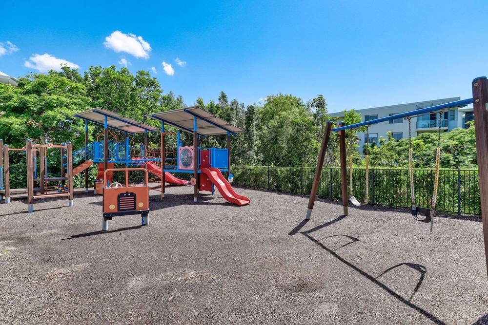 624/66 Sickle Avenue, HOPE ISLAND, QLD 4212