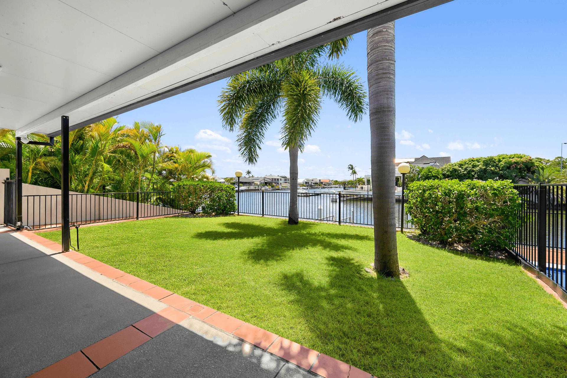 30 Saltbreeze Court, Runaway Bay, QLD 4216