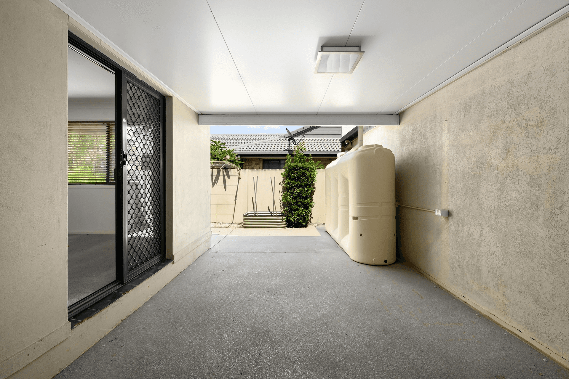 30 Saltbreeze Court, Runaway Bay, QLD 4216