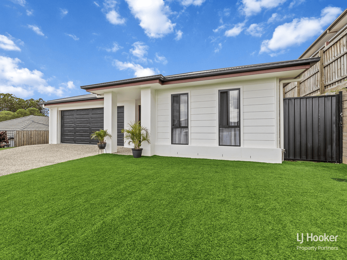 51 Hoop Pine Circuit, MAUDSLAND, QLD 4210