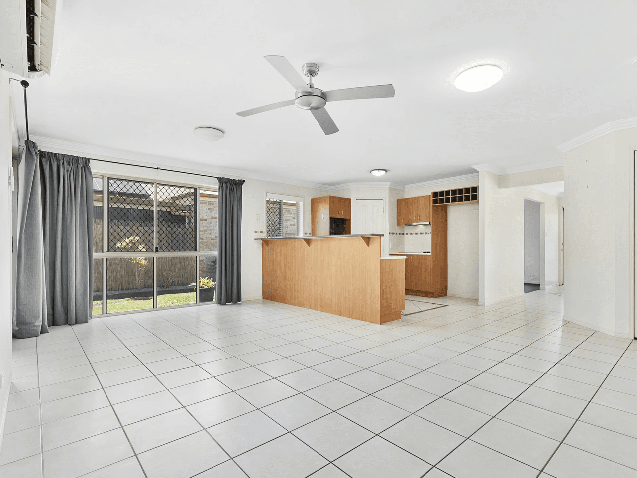 28 Corrimal Place, SANDSTONE POINT, QLD 4511