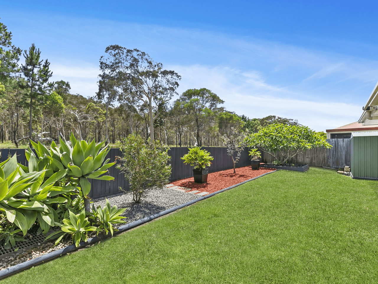 28 Corrimal Place, SANDSTONE POINT, QLD 4511