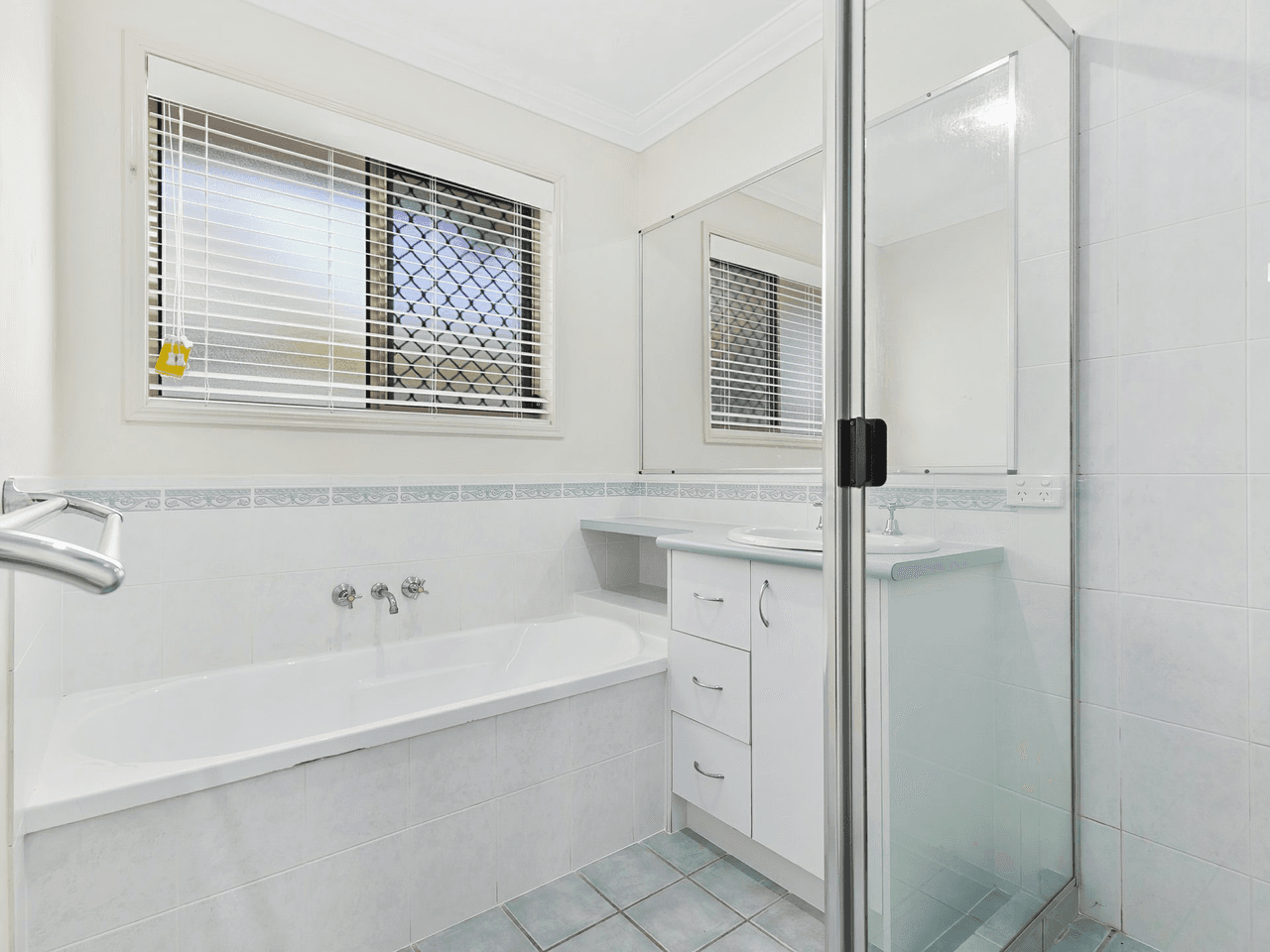 28 Corrimal Place, SANDSTONE POINT, QLD 4511