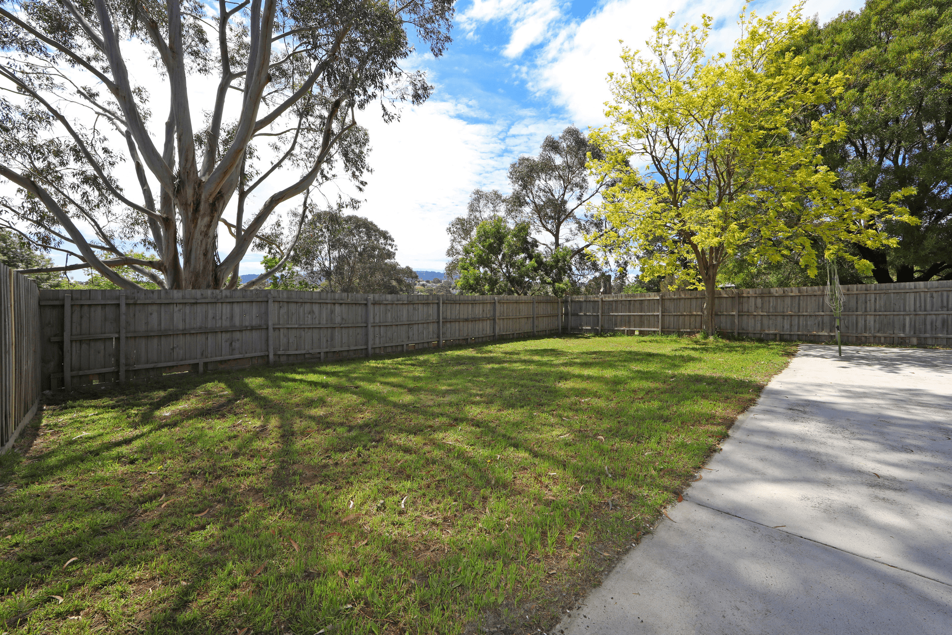 21 Crusoe Drive, Lysterfield, VIC 3156