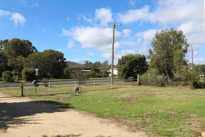 4 Pound Street, BINGARA, NSW 2404