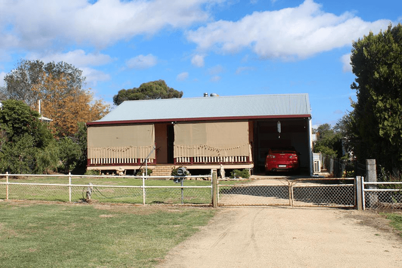 4 Pound Street, BINGARA, NSW 2404