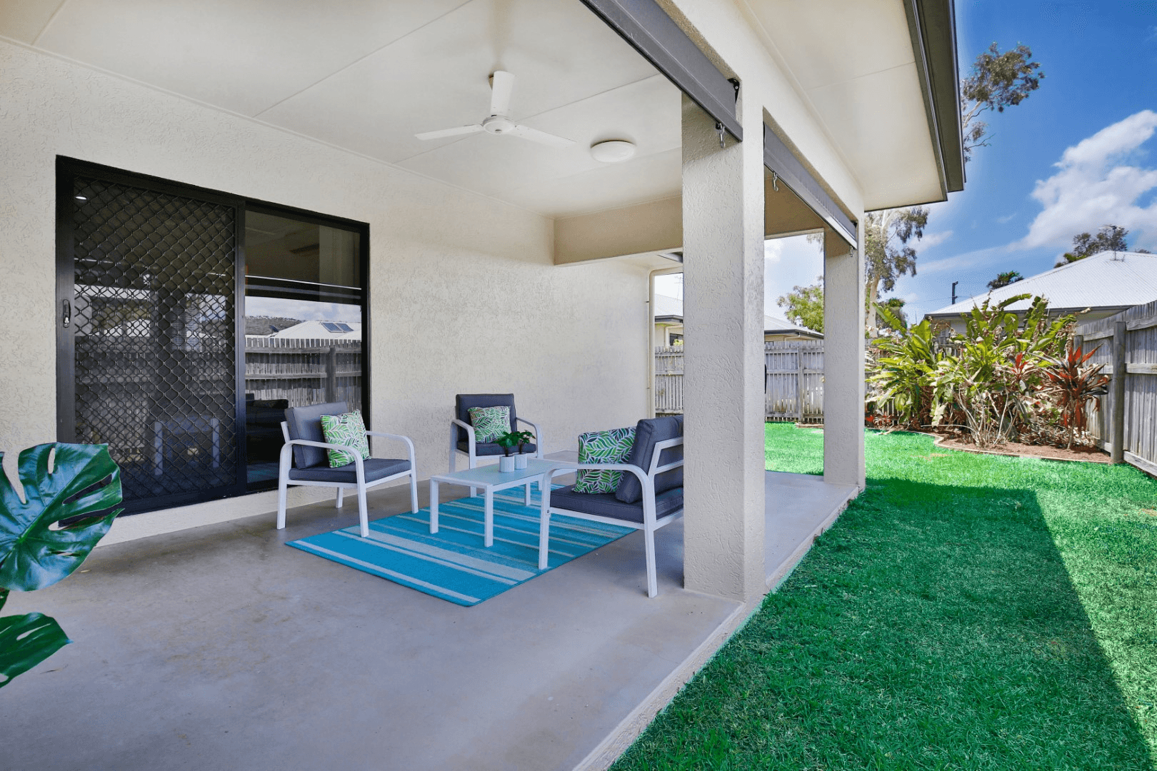 25 Derwent Circuit, KELSO, QLD 4815