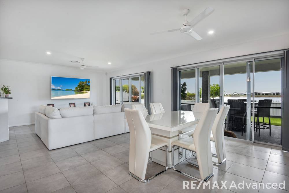 114 Bongaree Avenue, Bongaree, QLD 4507