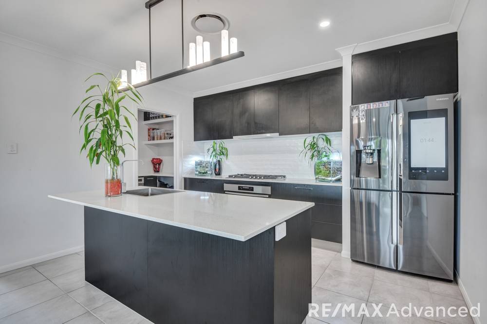 114 Bongaree Avenue, Bongaree, QLD 4507