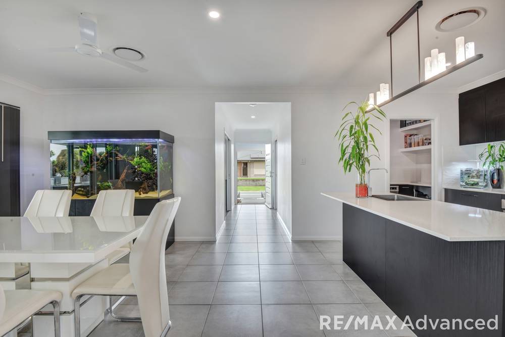 114 Bongaree Avenue, Bongaree, QLD 4507