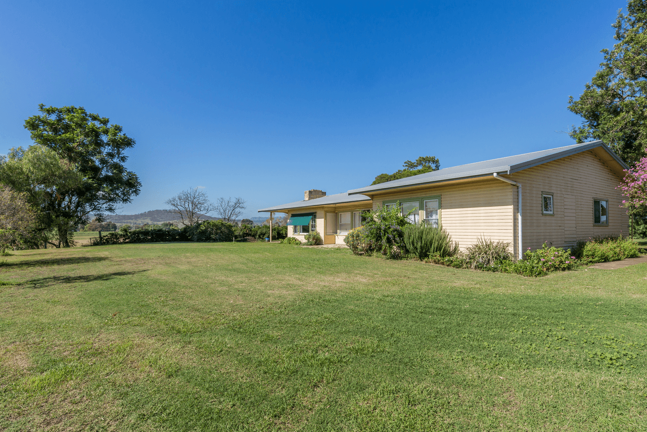 76 "Pindimar" Row, DENMAN, NSW 2328