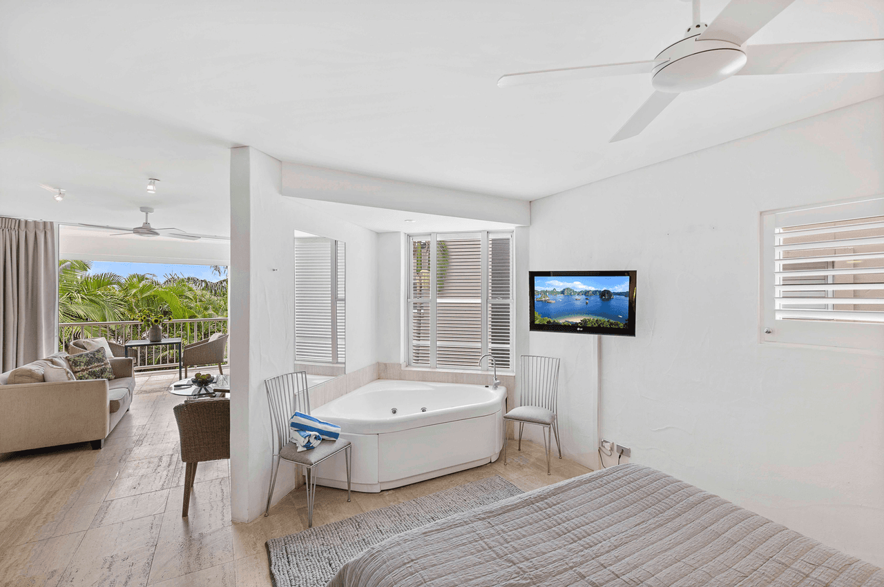 302/16 Noosa Drive, Noosa Heads, QLD 4567