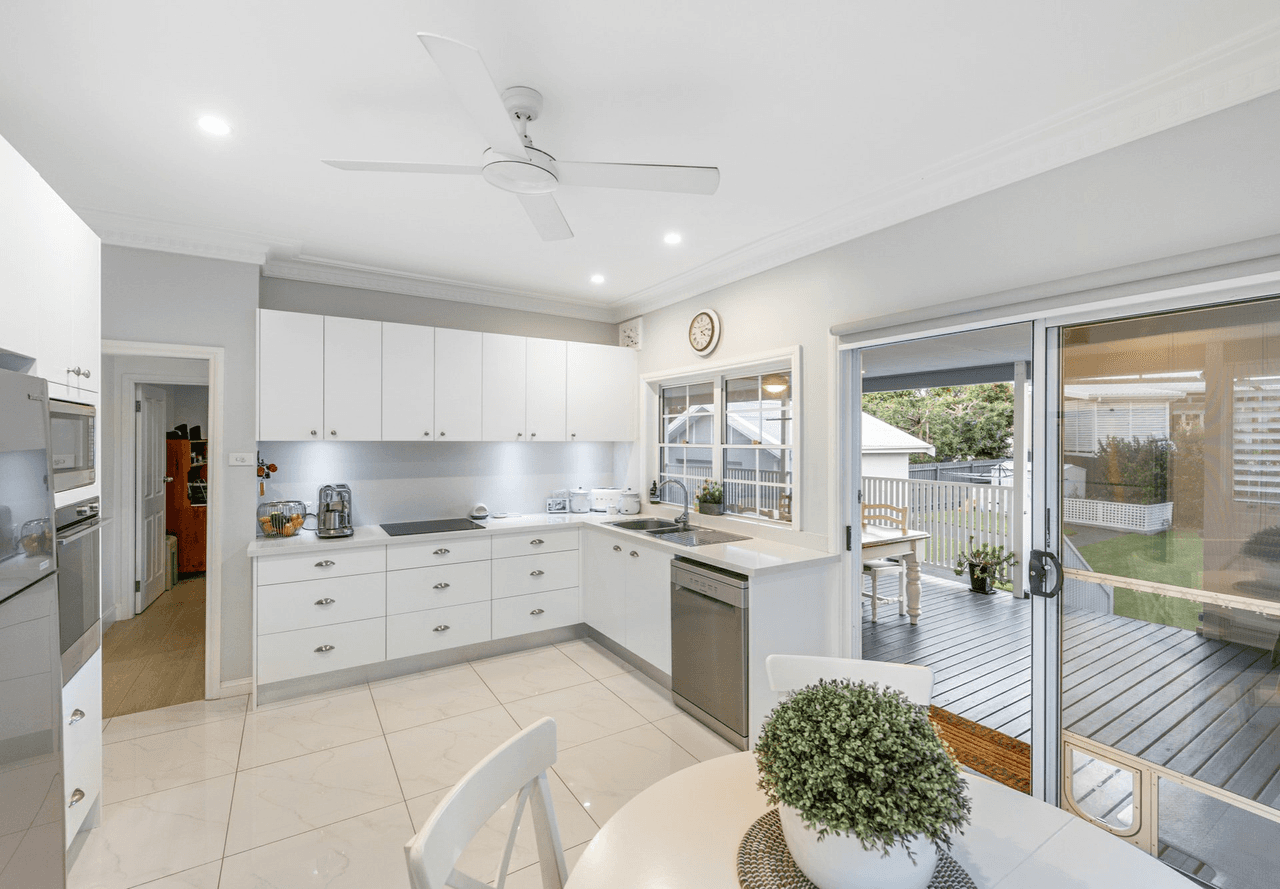 124 Gannons Road, CARINGBAH SOUTH, NSW 2229