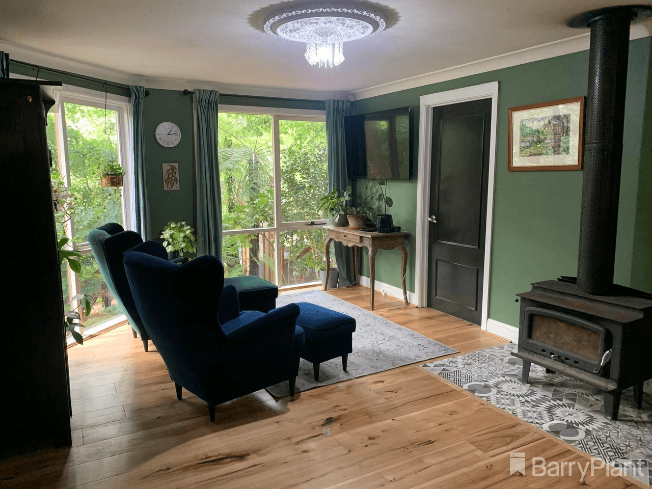 25 Edmunds Road, Cockatoo, VIC 3781