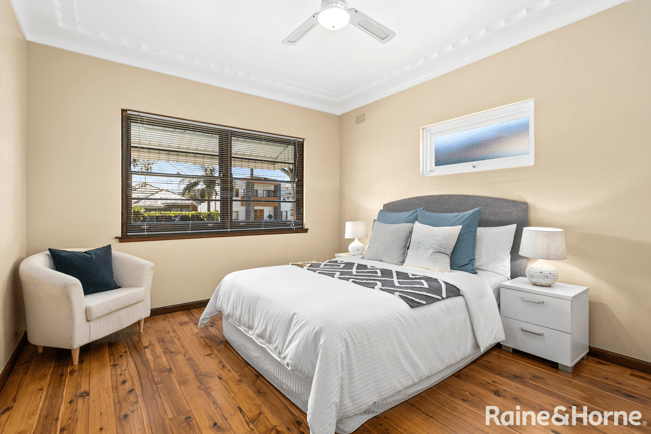 18 Harslett Crescent, BEVERLEY PARK, NSW 2217