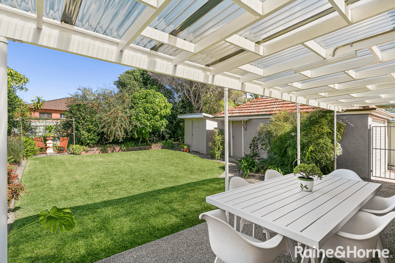 18 Harslett Crescent, BEVERLEY PARK, NSW 2217