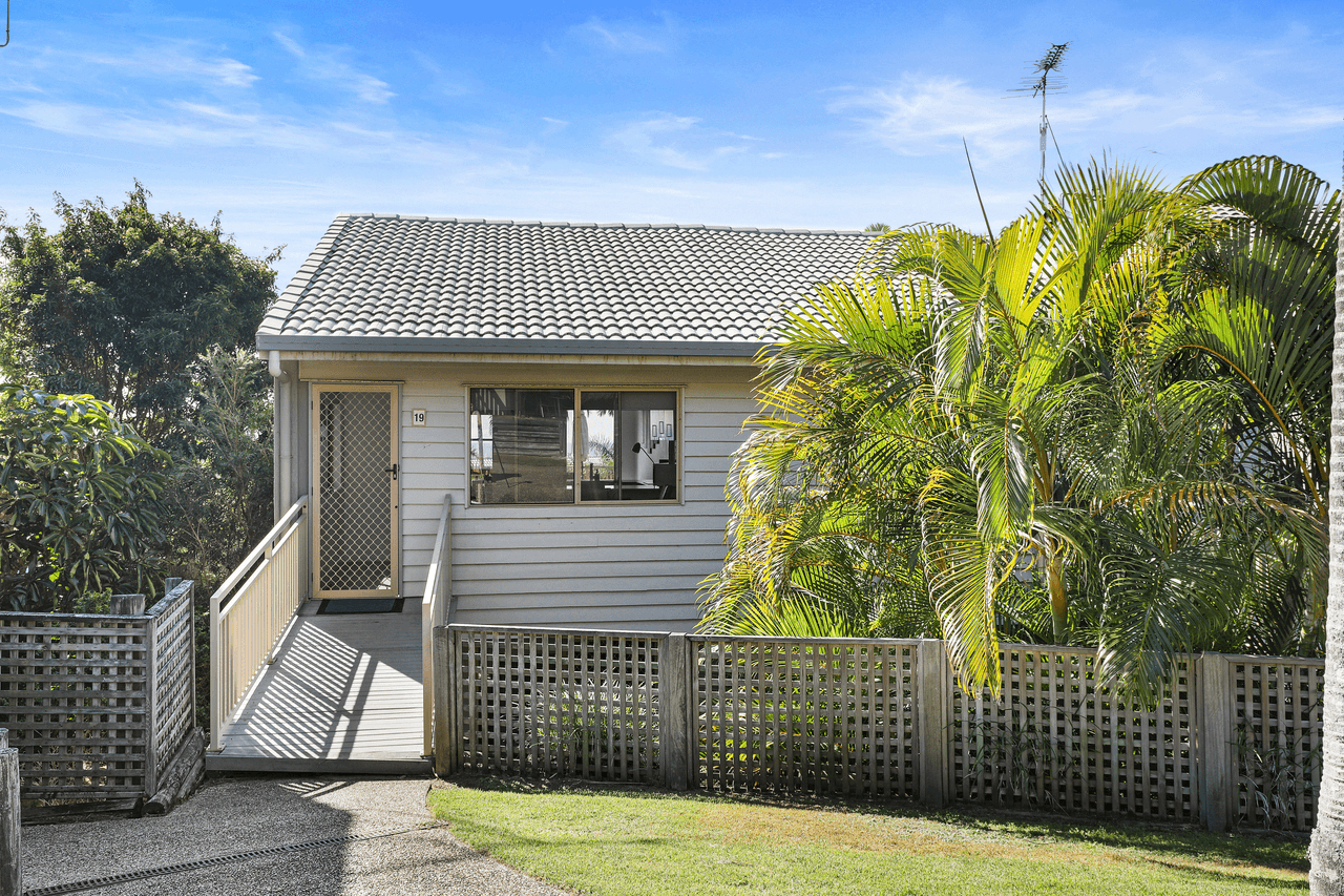 19/21-25 Cumming Parade, POINT LOOKOUT, QLD 4183
