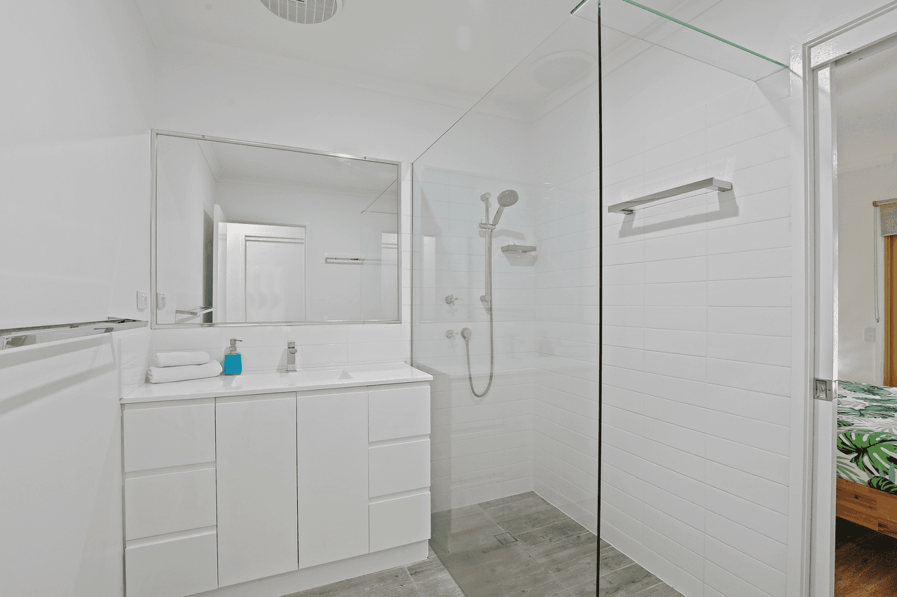 19/21-25 Cumming Parade, POINT LOOKOUT, QLD 4183