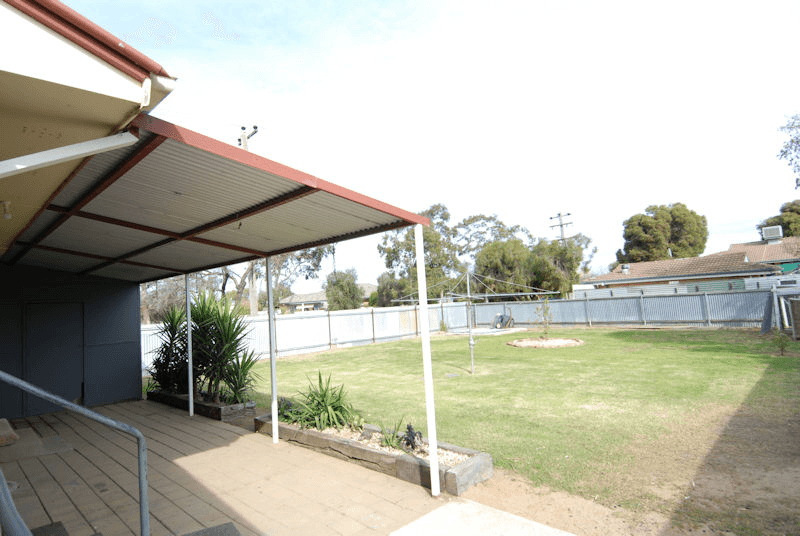 312 SLOANE Street, DENILIQUIN, NSW 2710