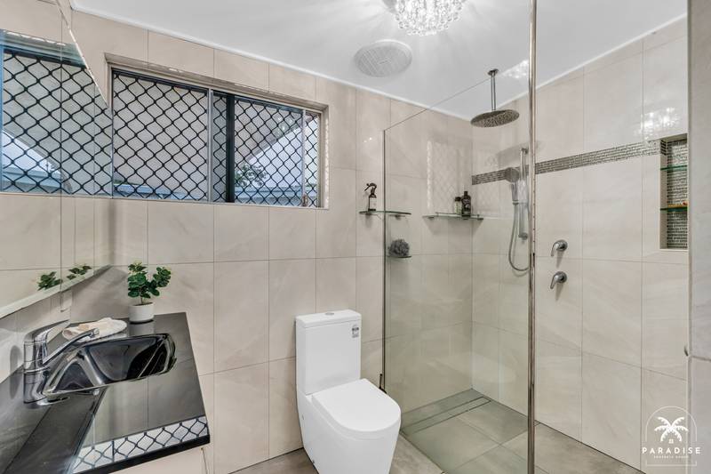 15 Golf Street, YORKEYS KNOB, QLD 4878