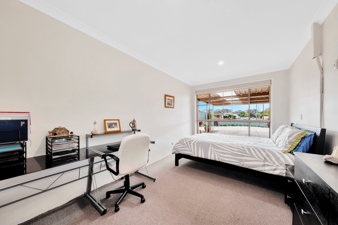 24 Aston Wilde Avenue, CHITTAWAY BAY, NSW 2261
