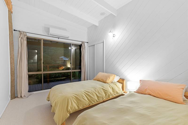 12 Lindwall Place, CURRUMBIN VALLEY, QLD 4223