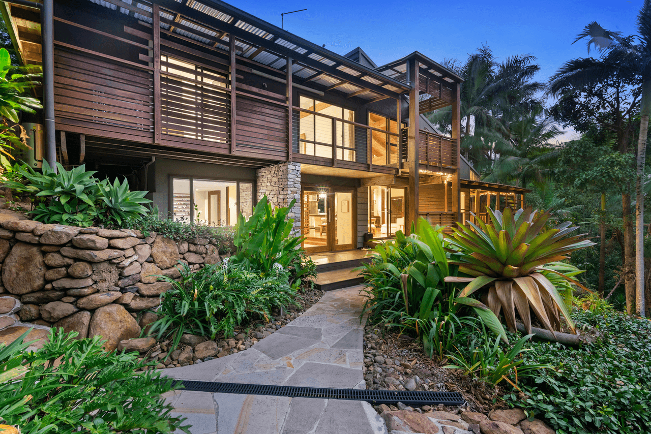 12 Lindwall Place, CURRUMBIN VALLEY, QLD 4223