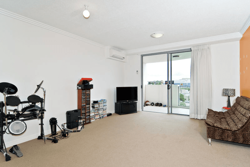 402/392 Hamilton Road, CHERMSIDE, QLD 4032