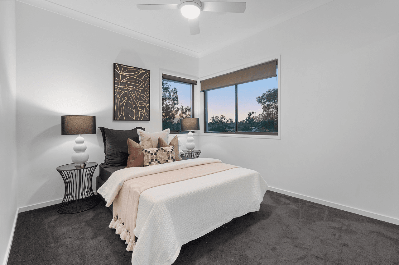 34 Crest Ridge Parade, BROOKWATER, QLD 4300