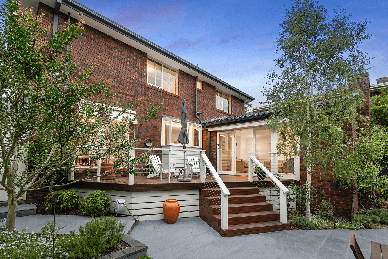 5 Kings Lynn Place, WHEELERS HILL, VIC 3150