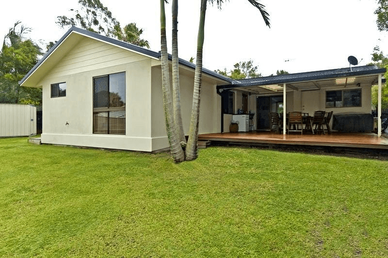 9 Tudor Court, CURRUMBIN WATERS, QLD 4223