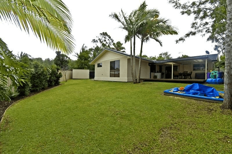 9 Tudor Court, CURRUMBIN WATERS, QLD 4223