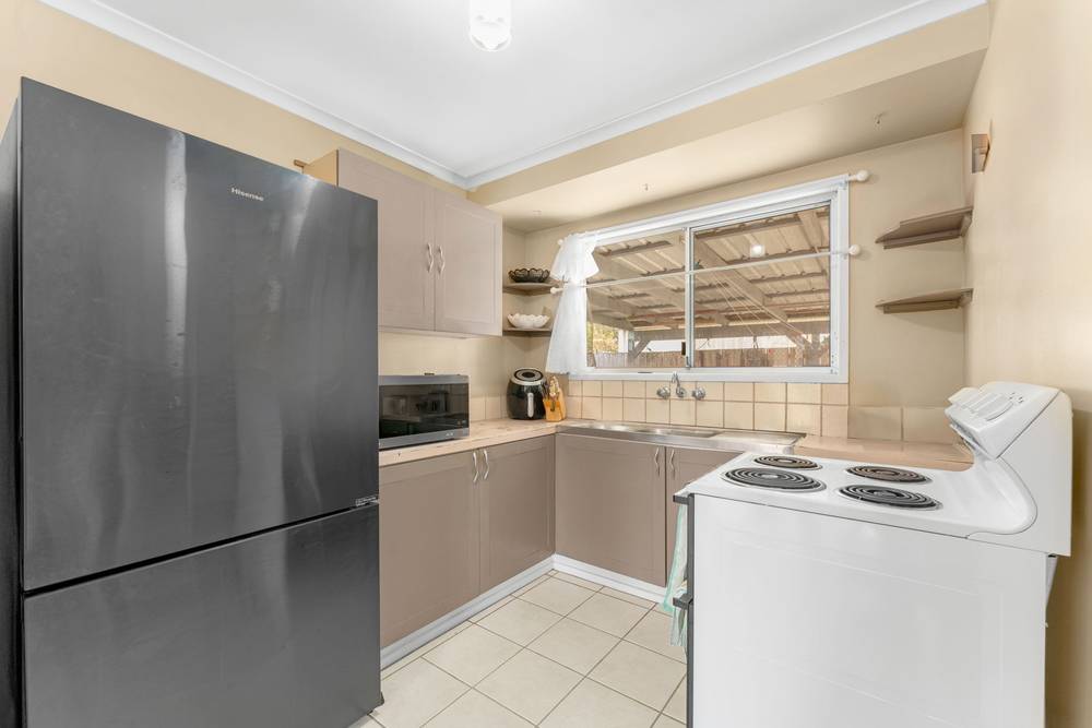 23 Sharon Drive, EAGLEBY, QLD 4207