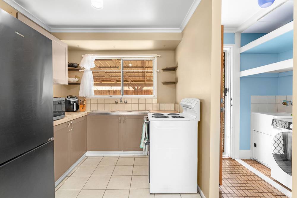 23 Sharon Drive, EAGLEBY, QLD 4207