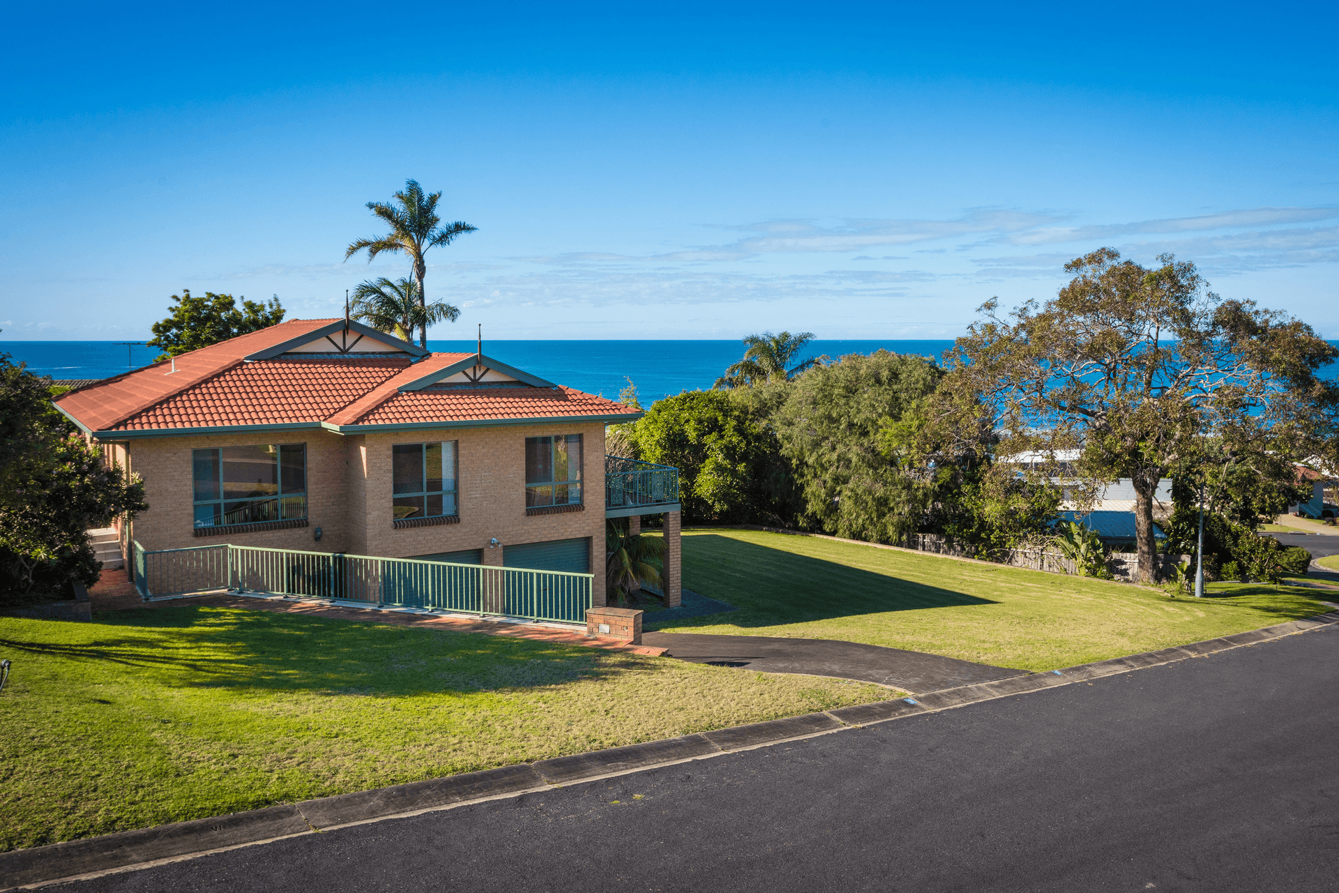 3 Beach View Court, Tura Beach, NSW 2548